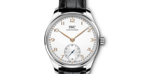 “Instrument sense” Retro small three-hand watch recommended