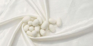 What are the characteristics of mulberry silk fabric?  How to wash mulberry silk fabric?