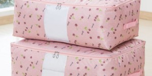 Which material is better for quilt storage bags: non-woven fabric, cotton, or Oxford cloth?