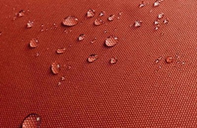 Is the raincoat made of Oxford cloth?