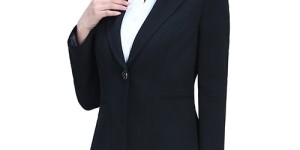 Tips for matching women’s small suits