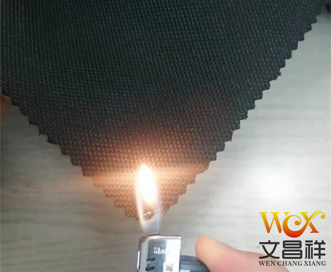 Flame retardant cloth